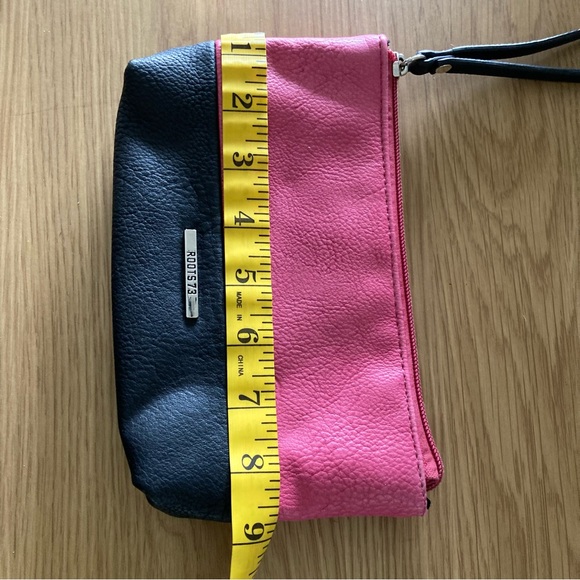 Roots 73 Pink & Black Wristlet - Picture 5 of 7